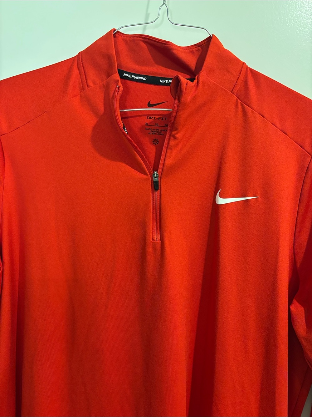 Nike Women’s Dri-Fit Performance Running Quarter Zip Top XL - Picture 3 of 6